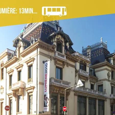Meublé à Centre Lyon